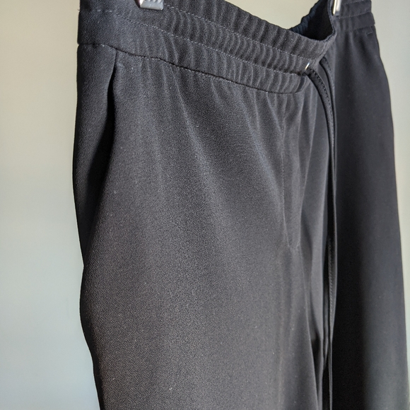 Hilary Radley Black Cropped Pants Medium - Picture 3 of 4